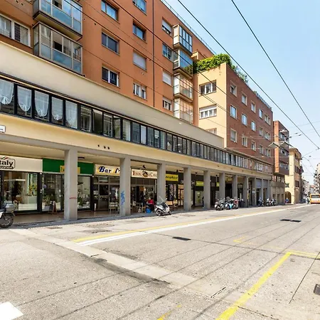 Delia's In The Center By Wonderful Italy * Bologna