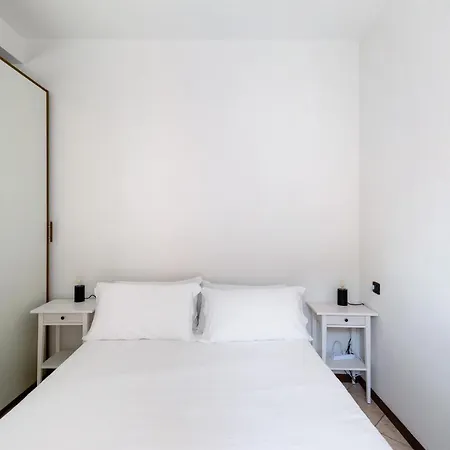 Delia's In The Center By Wonderful Italy * Bolonia